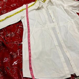 Very nice white shirt can be dressed up or casuall